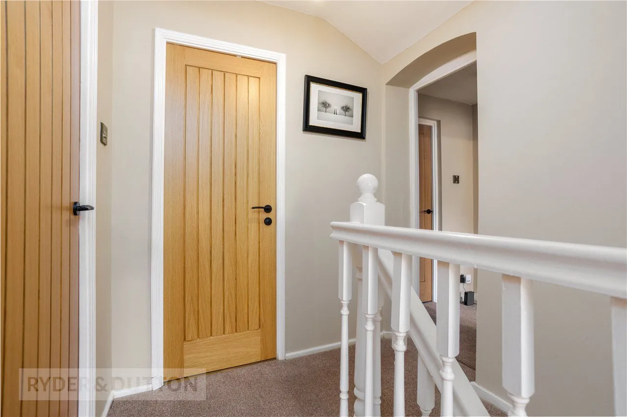 Crossbridge Road, Hyde, SK14, photo 20