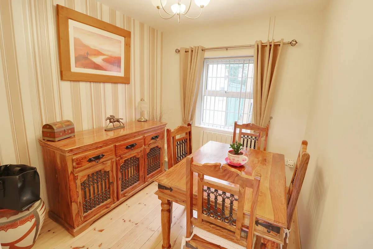 Main Road, Saxmundham, photo 5