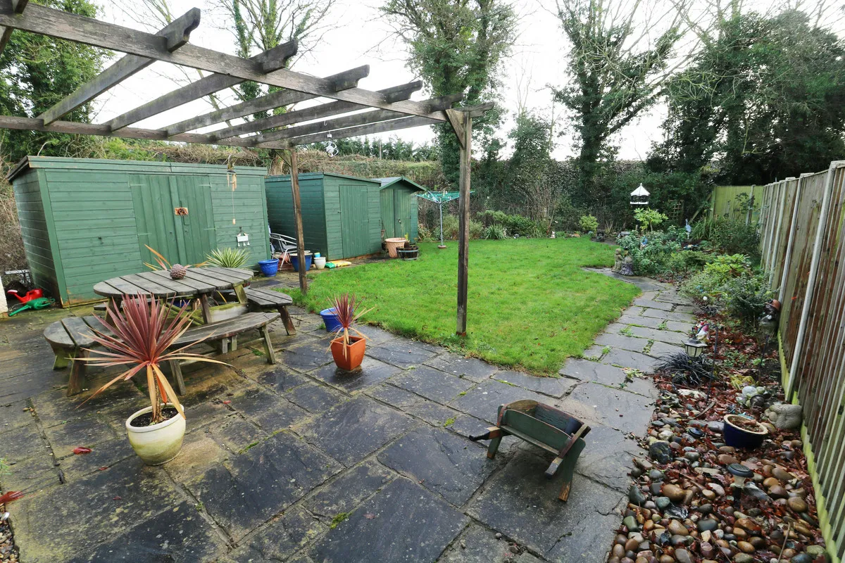 Main Road, Saxmundham, photo 10