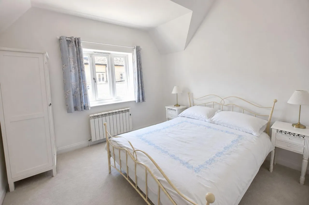 Ironmonger Street, Stamford, PE9, photo 5