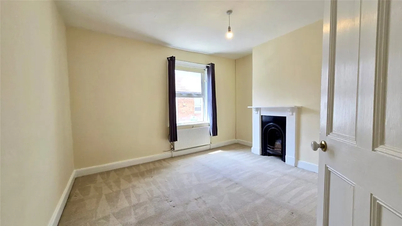 Meadow Road, Salisbury, Wiltshire, SP2, photo 5
