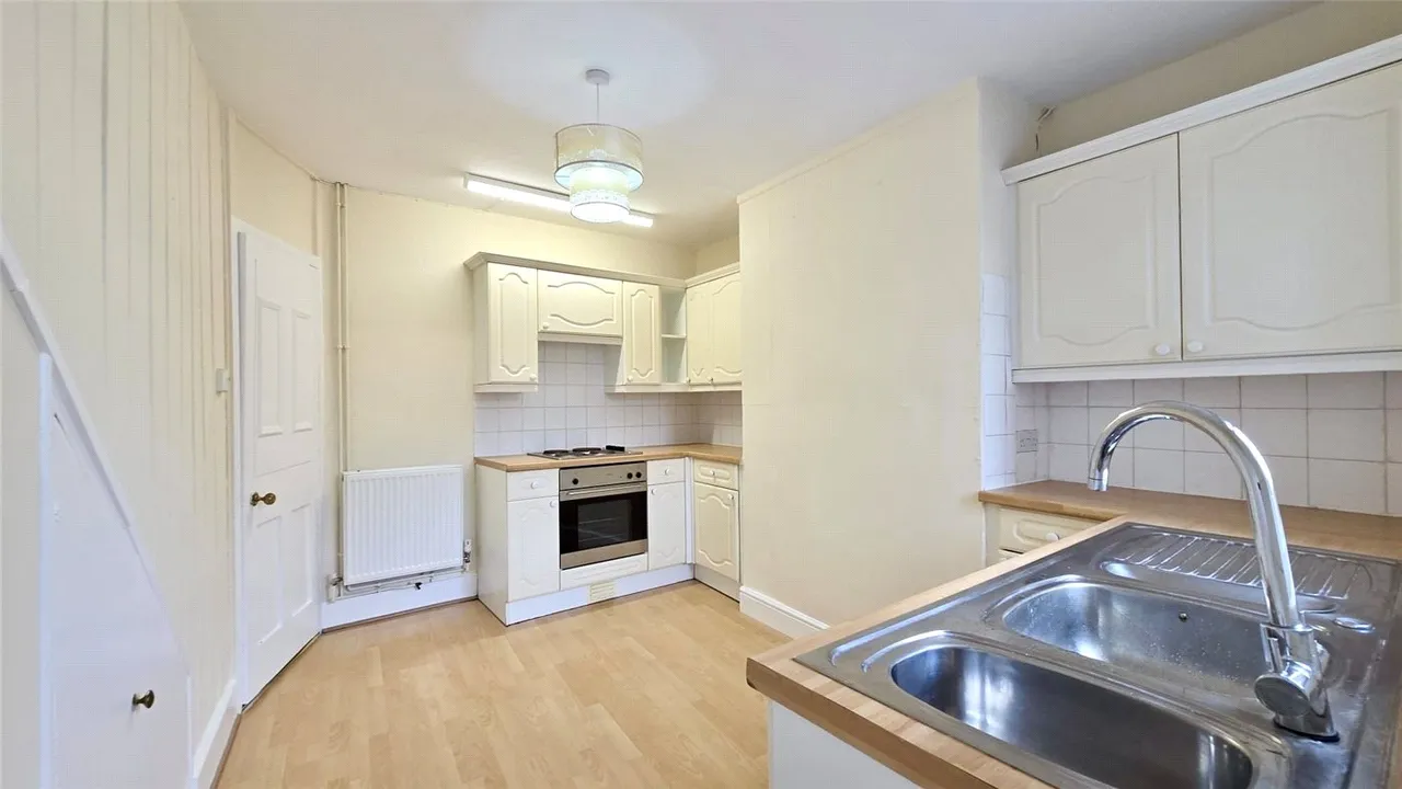 Meadow Road, Salisbury, Wiltshire, SP2, photo 9
