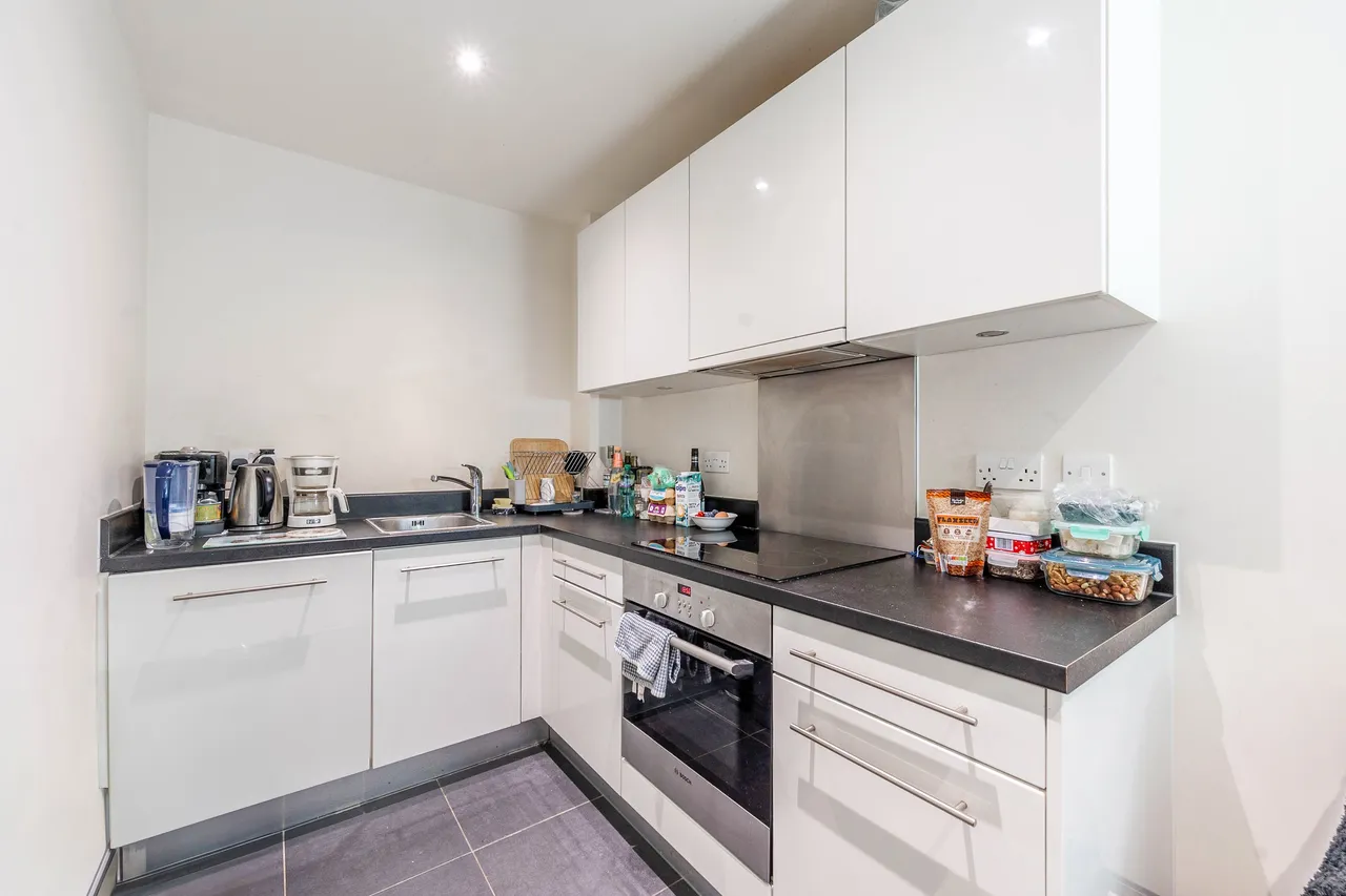 Stanmore, HA7, photo 2