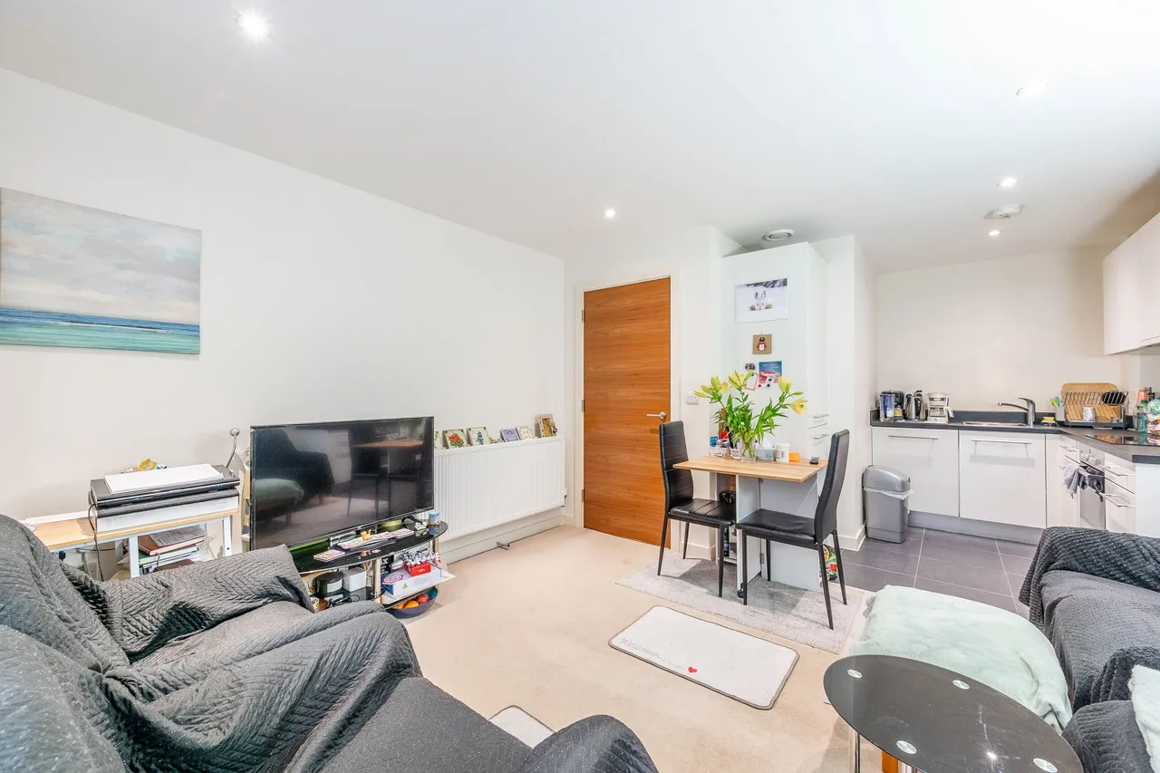 Stanmore, HA7, photo 3
