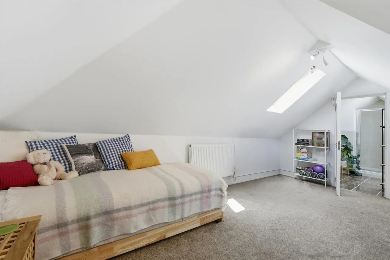 Hawthorn Road, Bollington, photo 23