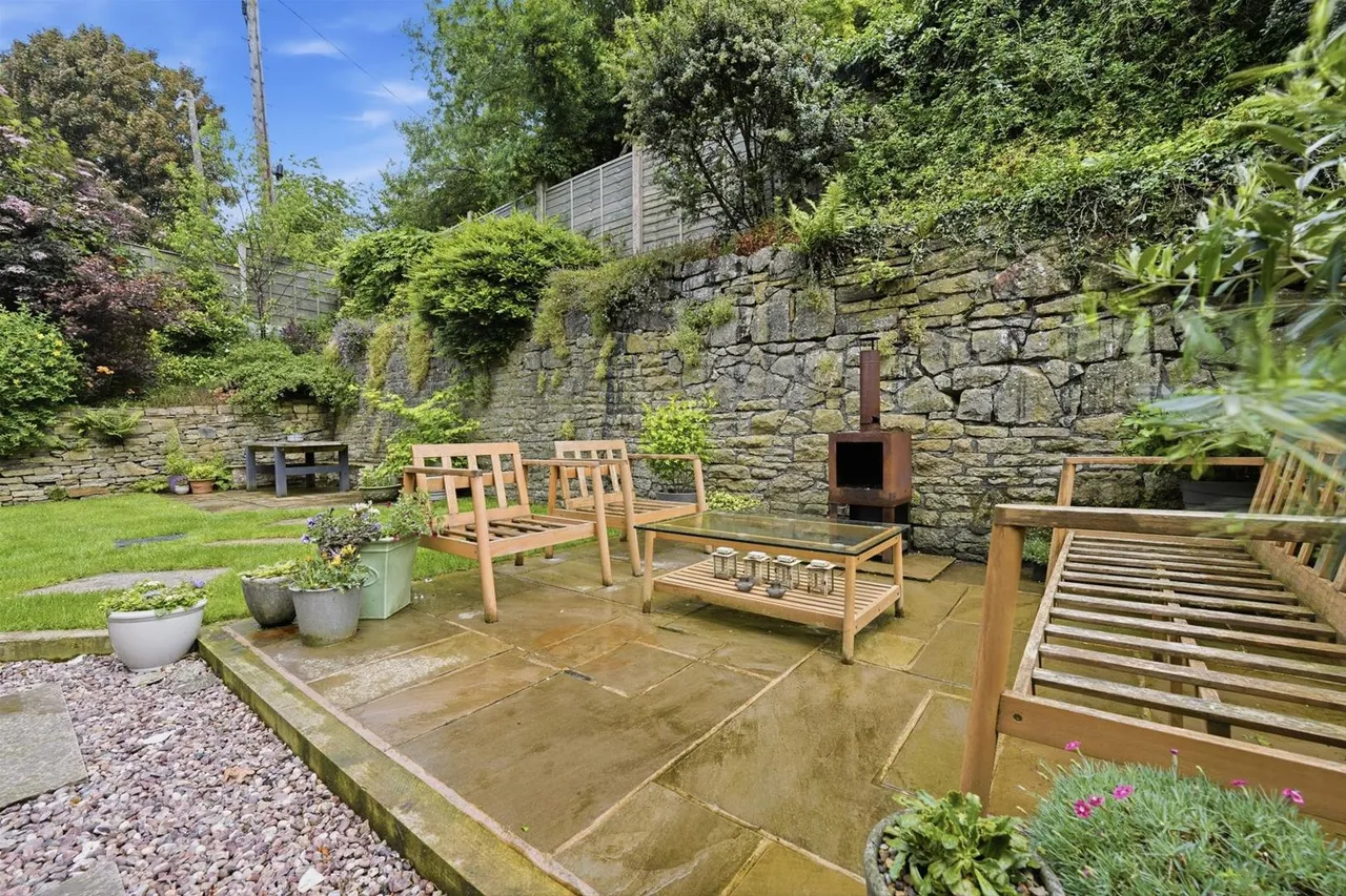 Hawthorn Road, Bollington, photo 28