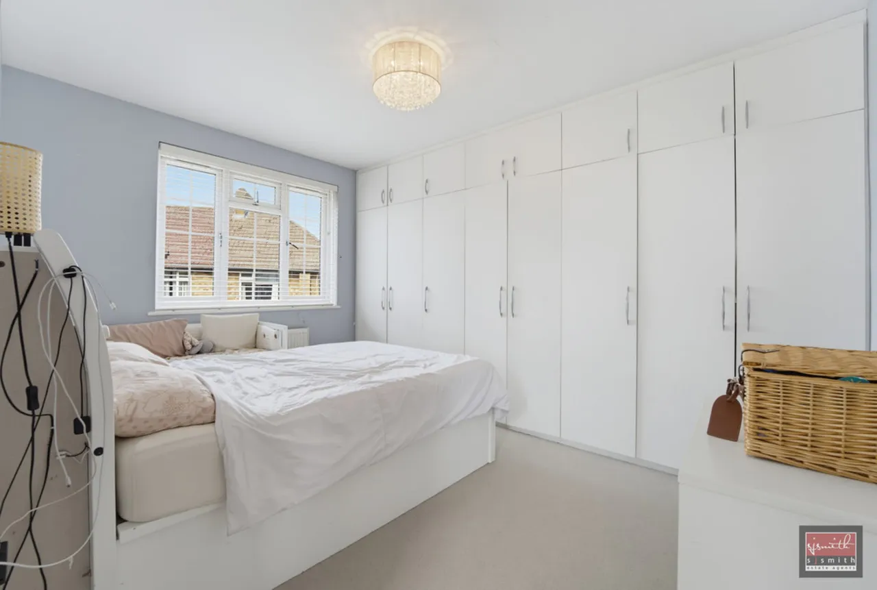 Stanwell Road, Ashford, photo 8