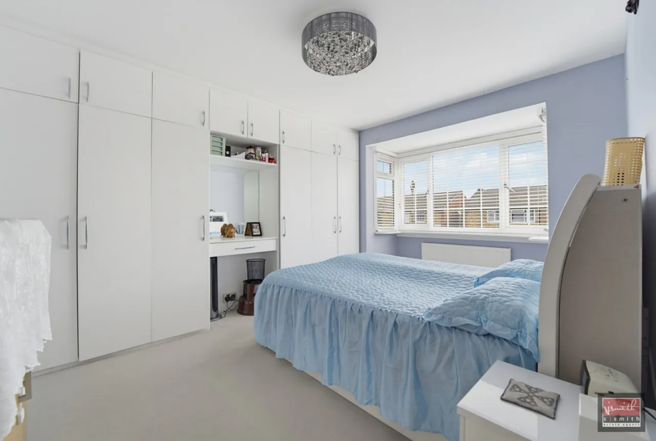 Stanwell Road, Ashford, photo 9
