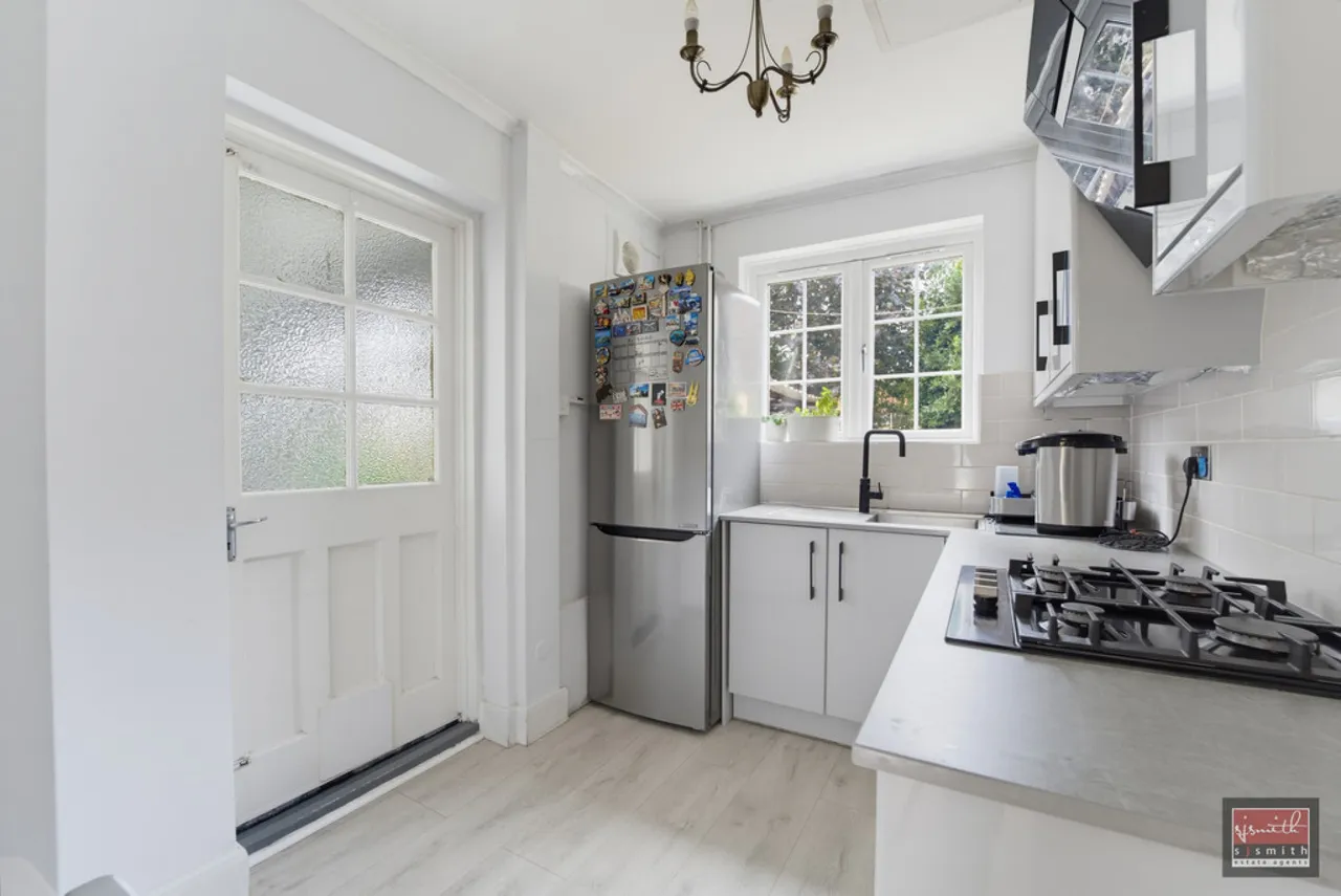 Stanwell Road, Ashford, photo 5