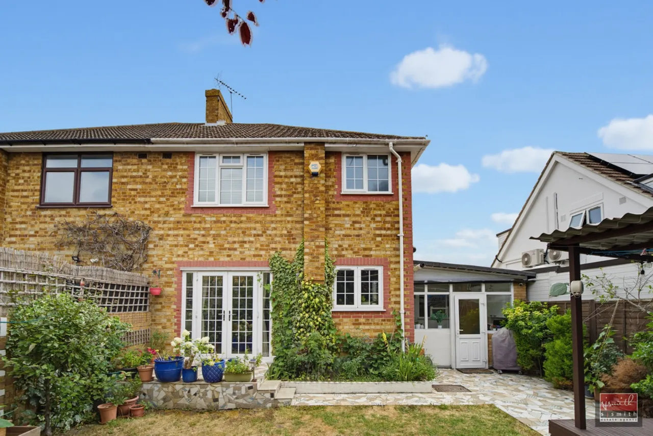 Stanwell Road, Ashford, photo 13