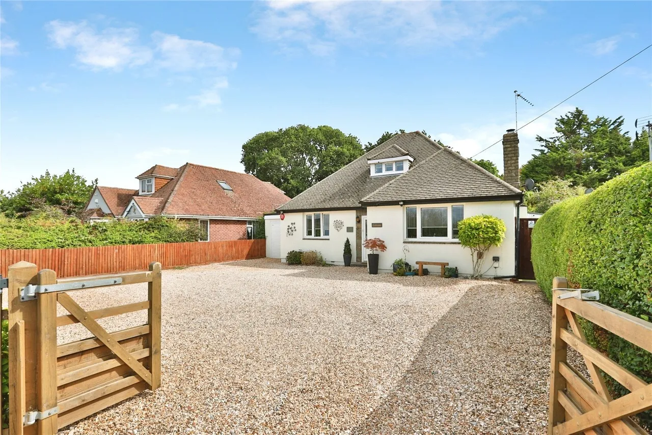 4 bed house for sale, Stony Lane, Burton, BH23