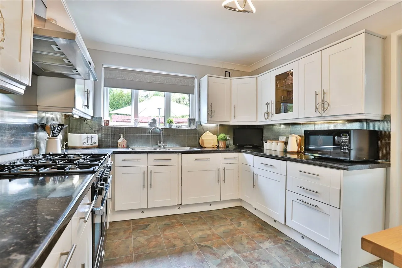Stony Lane, Burton, BH23, photo 8
