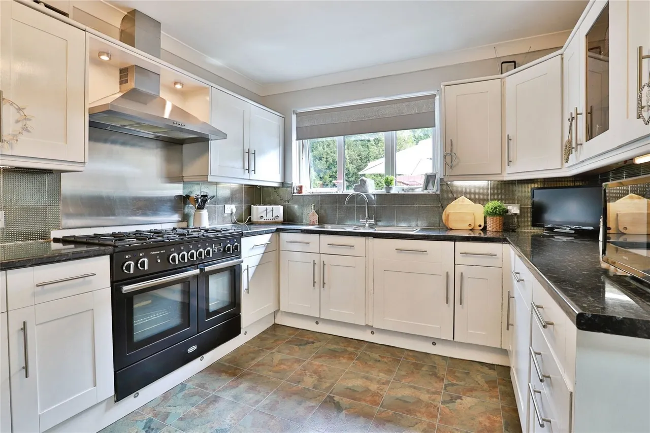 Stony Lane, Burton, BH23, photo 9