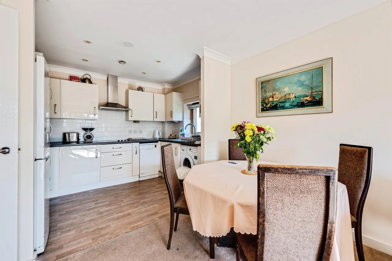 Buttercross Lane, Witney, photo 5