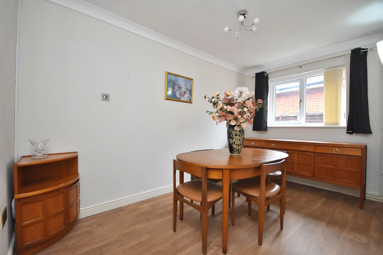 Collingwood Road, Northampton, NN1 4RX, photo 9