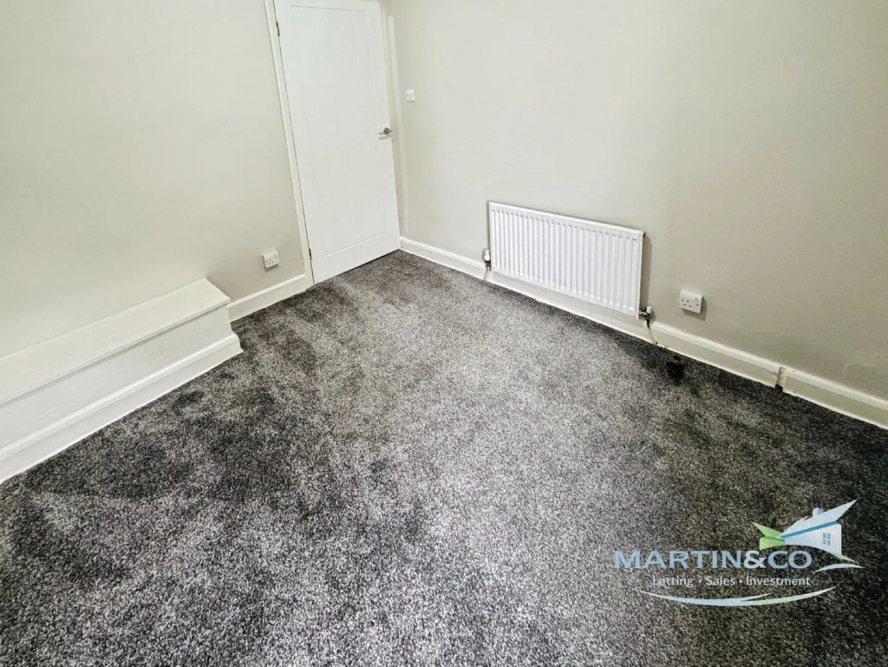 Rooley Moor Road, Rochdale, OL12, photo 8