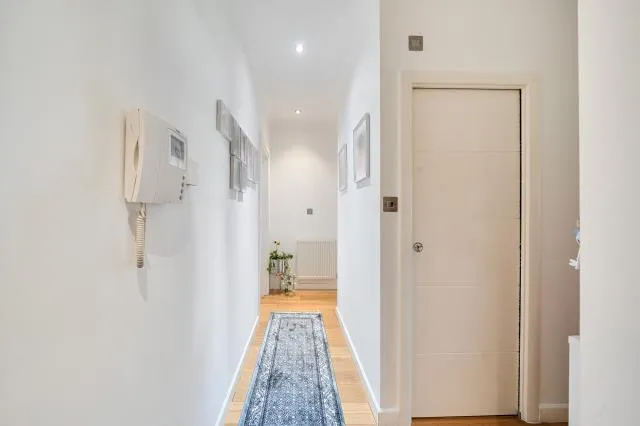 Holders Hill Road, London, NW4, photo 17