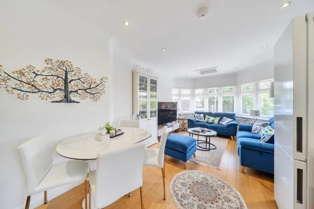 Holders Hill Road, London, NW4, photo 4