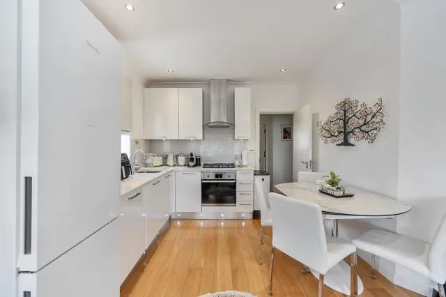 Holders Hill Road, London, NW4, photo 8