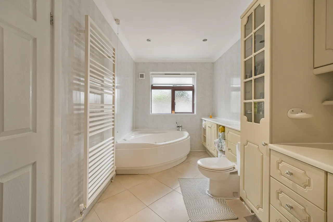Catherine Drive, Cardiff, CF3, photo 17