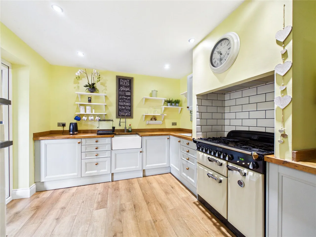 Highbury Way, Great Cornard, CO10, photo 6