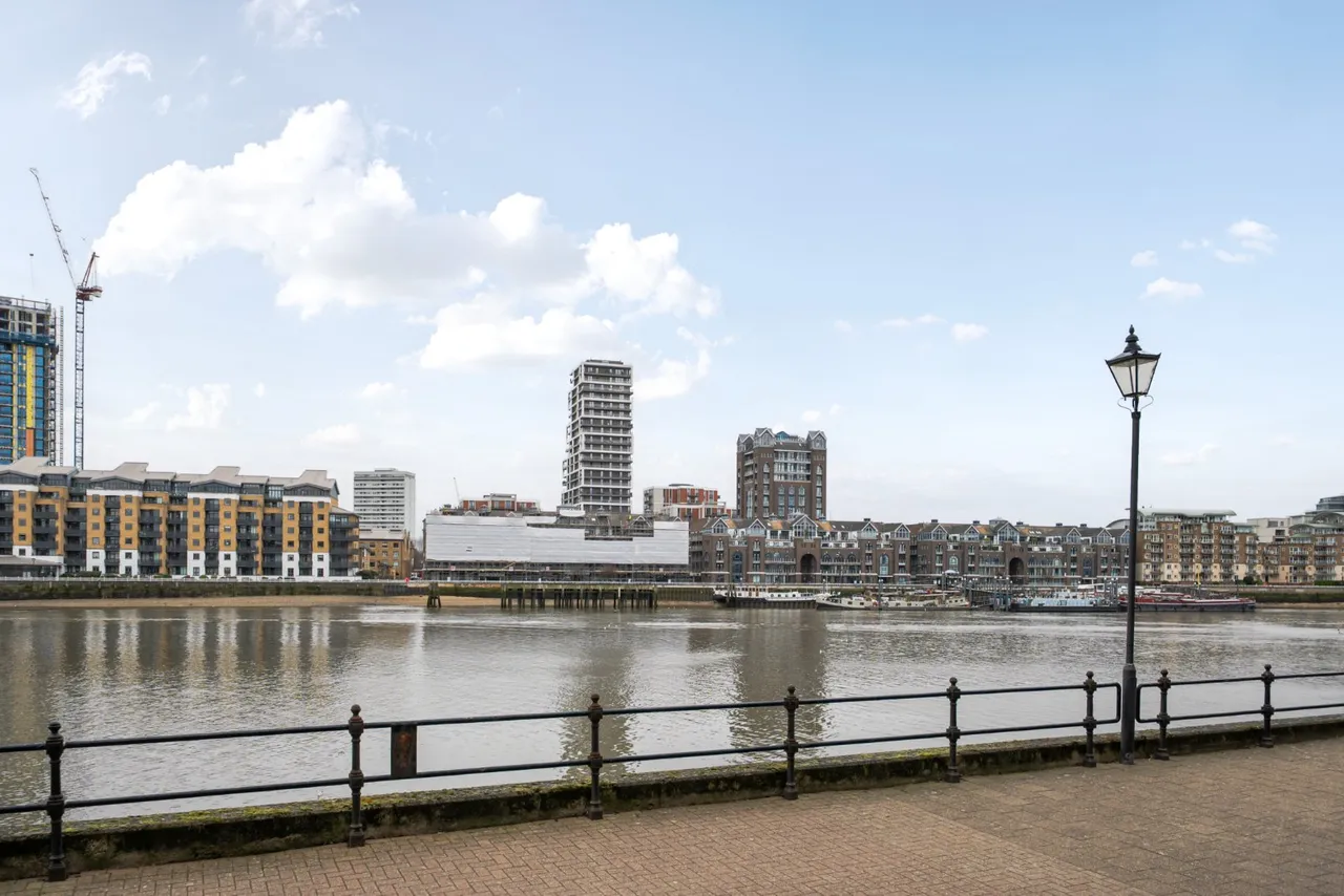 William Morris Way, Fulham, SW6, photo 4
