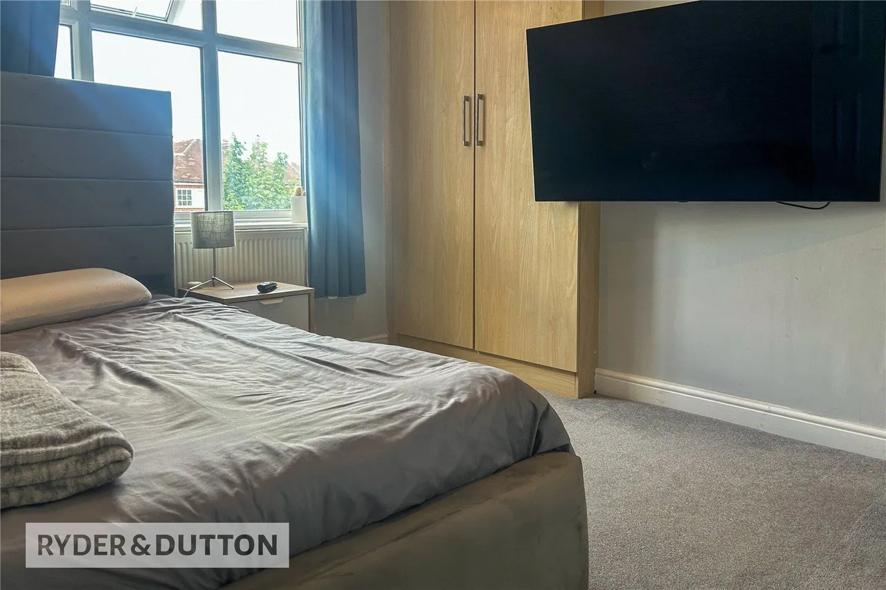 Meadway, Chadderton, OL9, photo 19