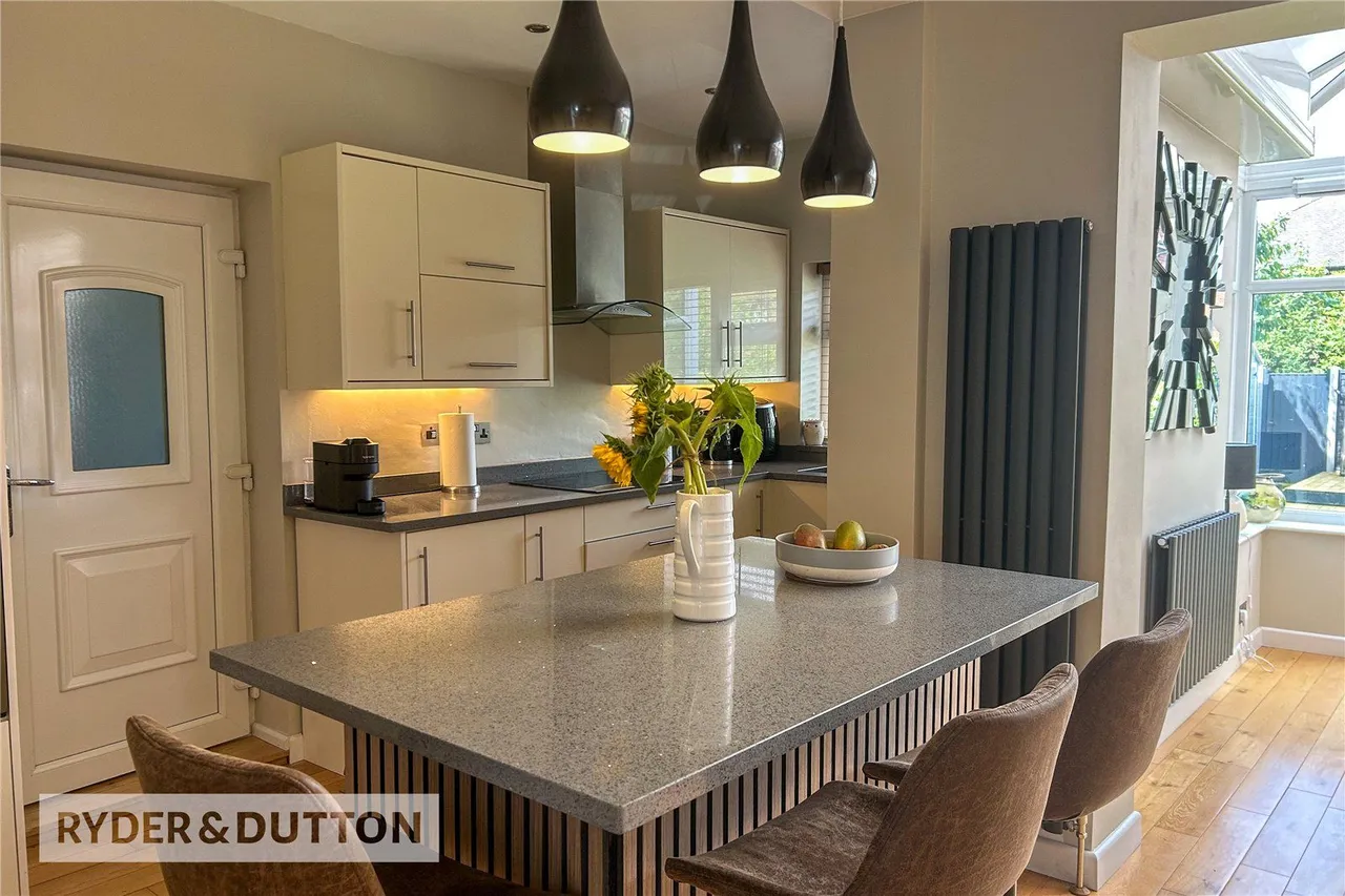 Meadway, Chadderton, OL9, photo 8