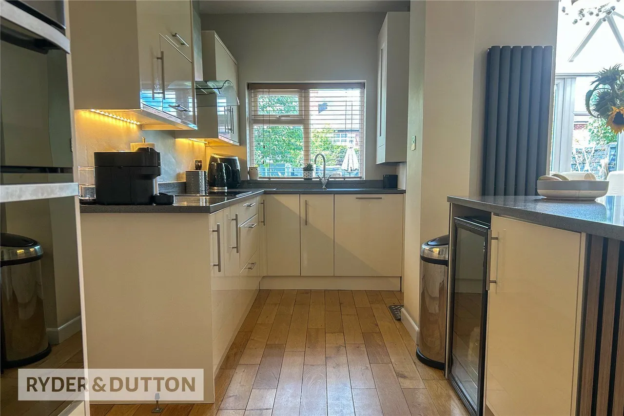 Meadway, Chadderton, OL9, photo 7