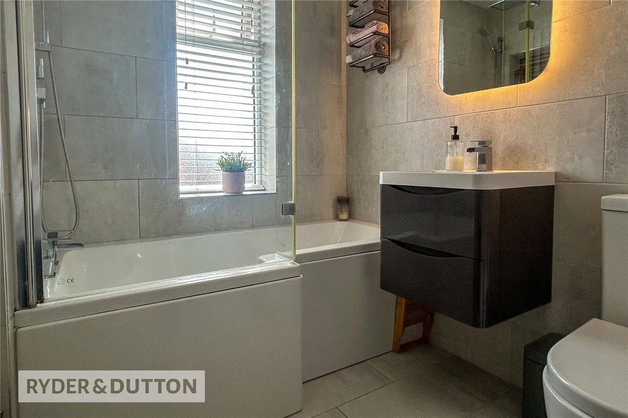 Meadway, Chadderton, OL9, photo 20