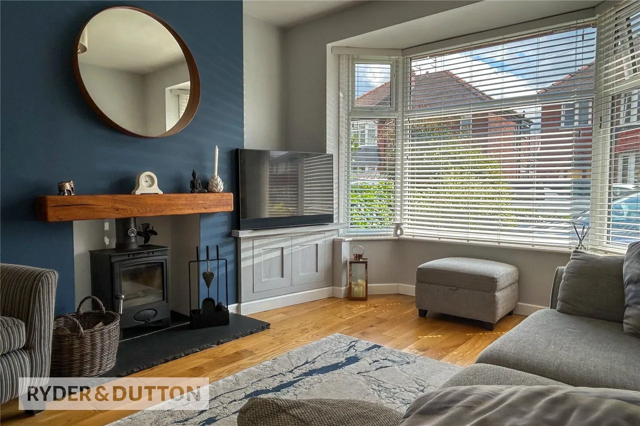Meadway, Chadderton, OL9, photo 2