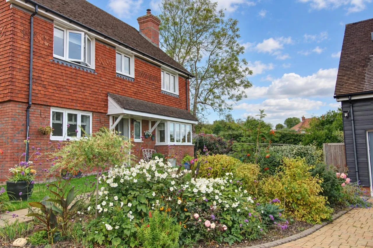 Barnfield, Haywards Heath, RH17, photo 20