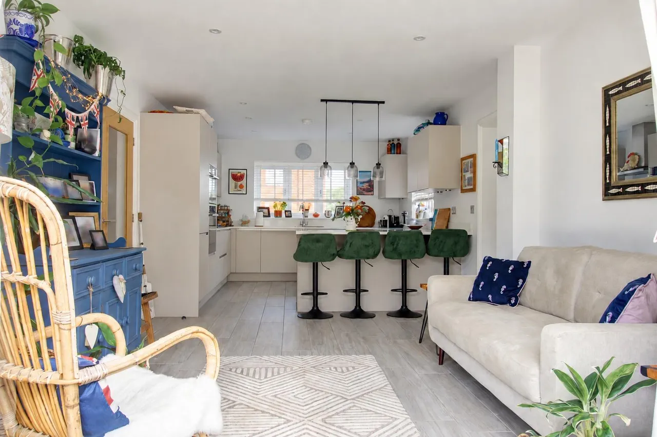 Barnfield, Haywards Heath, RH17, photo 5