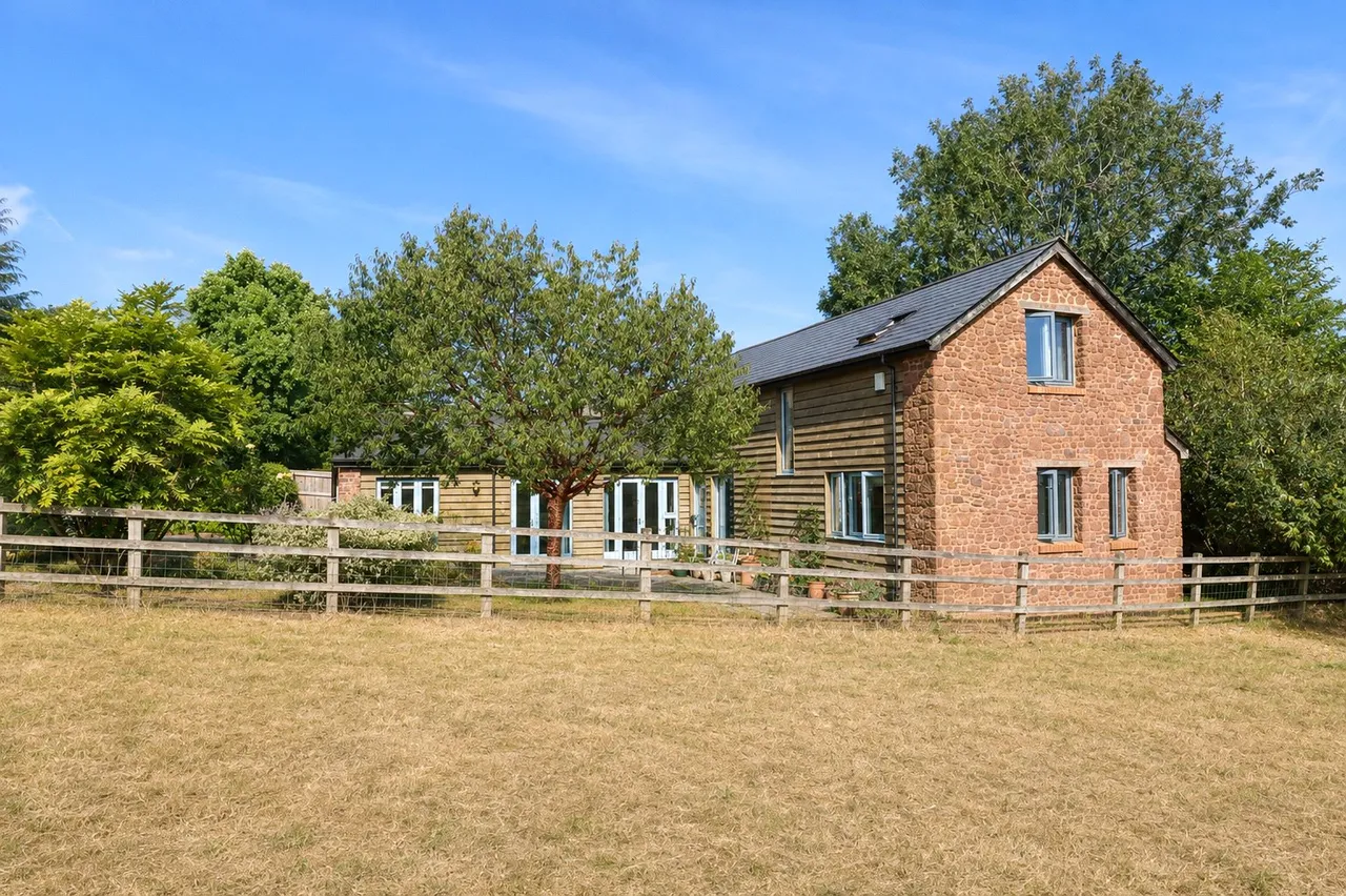 3 bed house for sale, Hartswell, Wiveliscombe, TA4