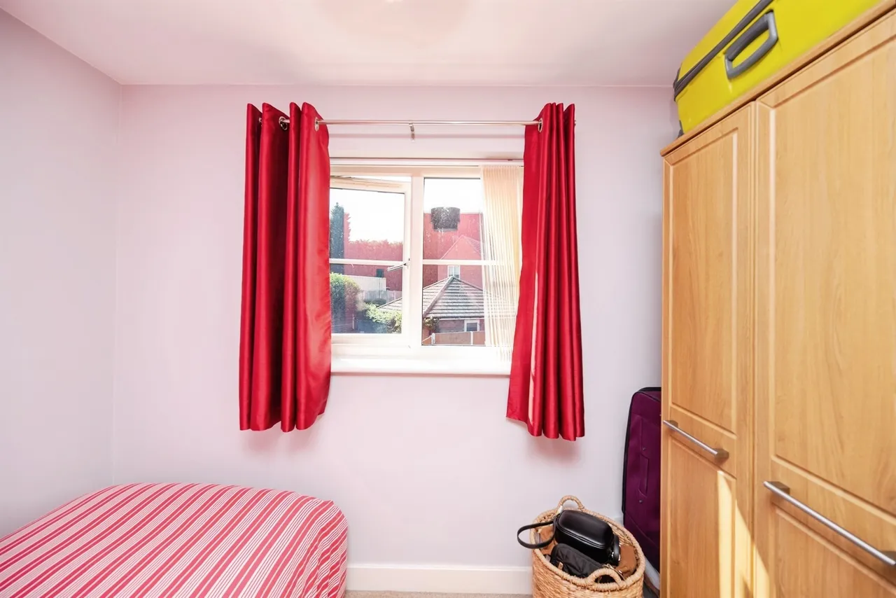 High Street, Kingswinford, DY6, photo 16