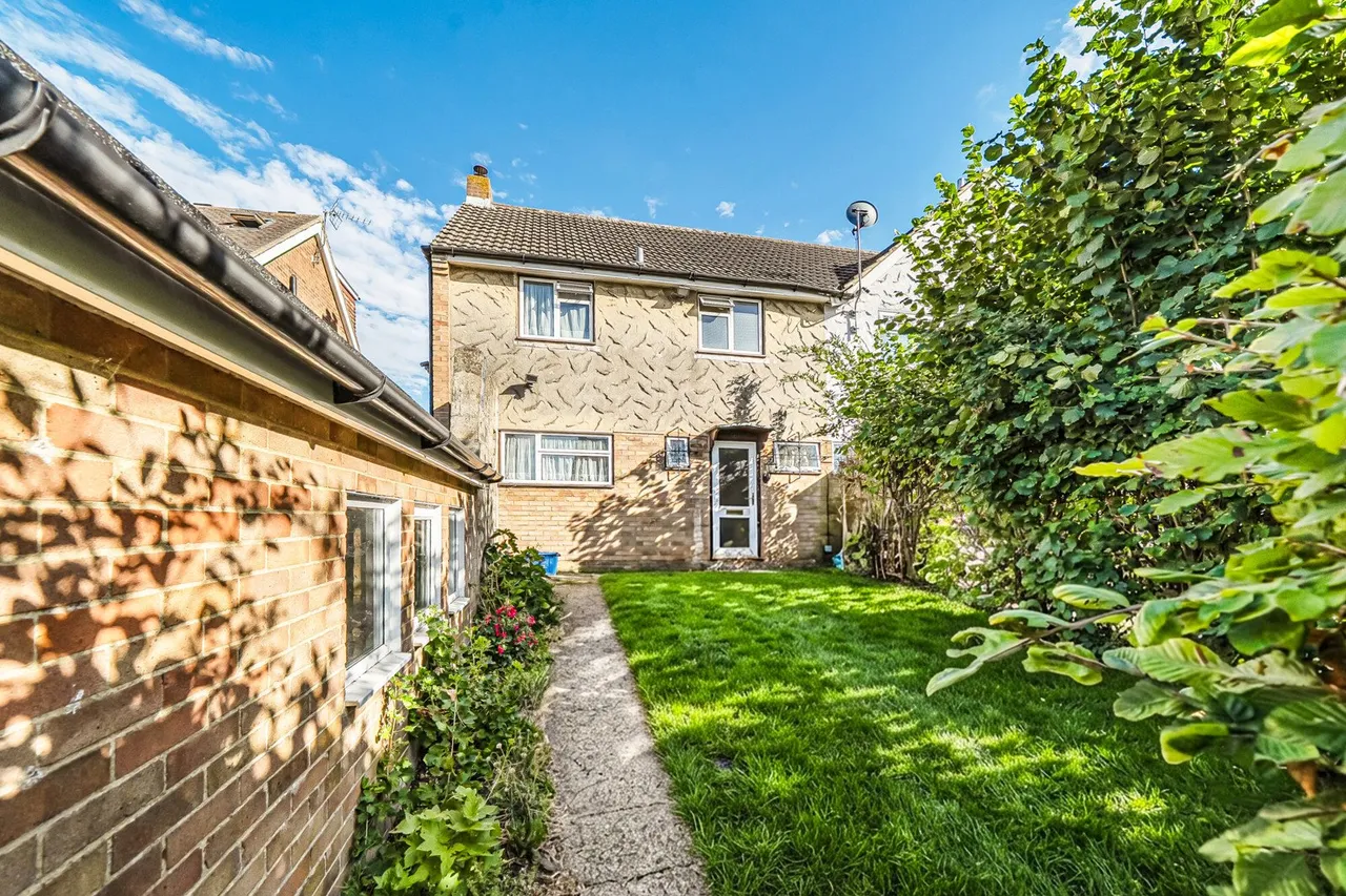 Fallowfield, Kent, ME5, photo 21