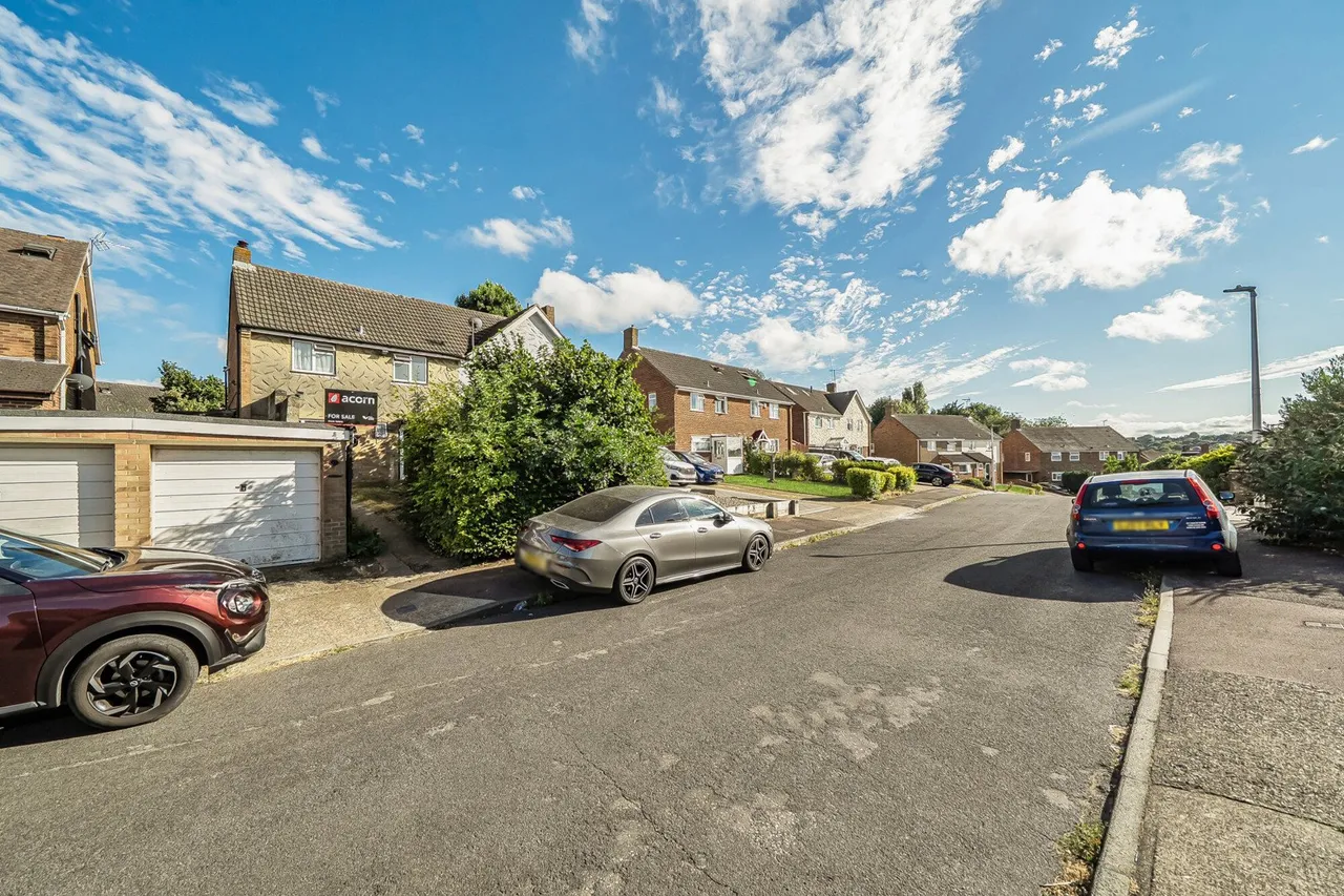 Fallowfield, Kent, ME5, photo 22