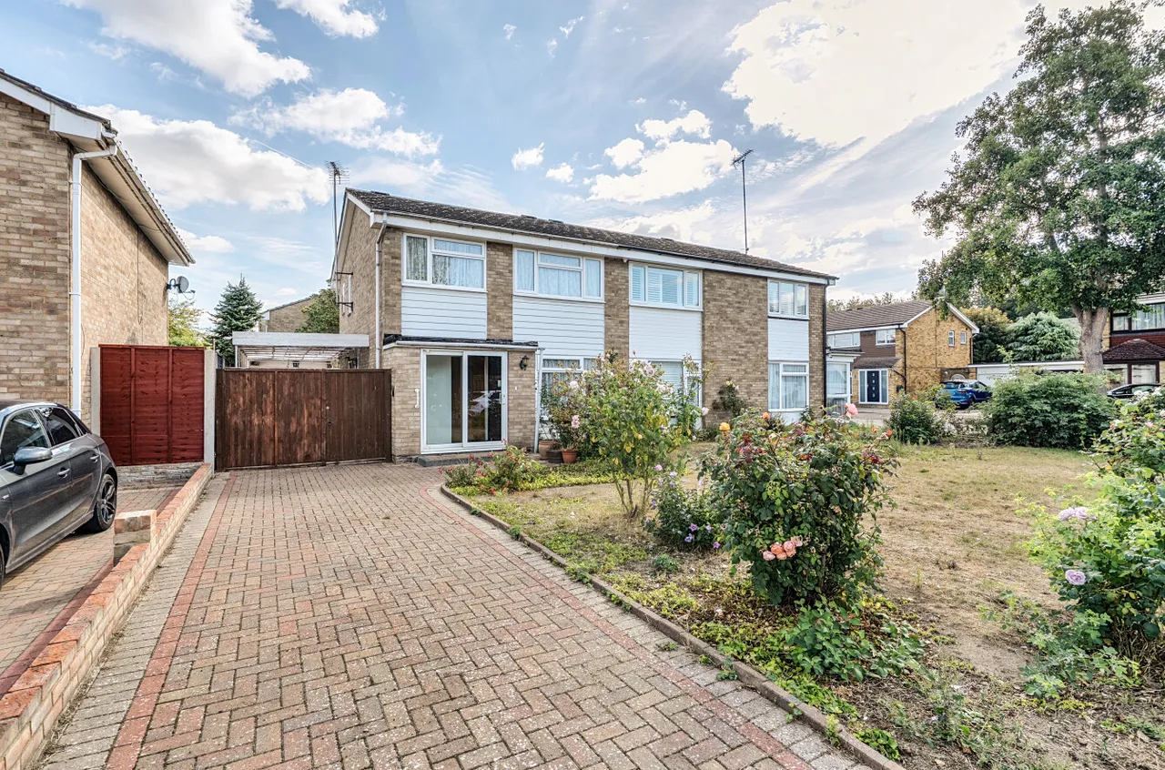 3 bed house for sale — Water Mill Way, South Darenth, DA4