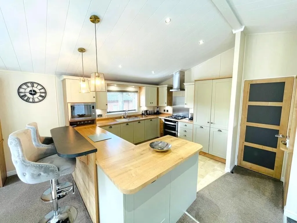 Whitford, Holywell, CH8, photo 5