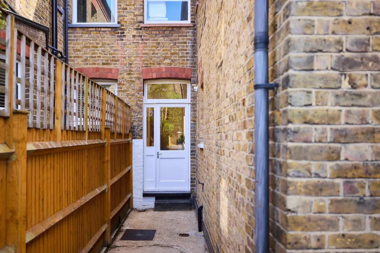 Barcombe Avenue, SW2, photo 9