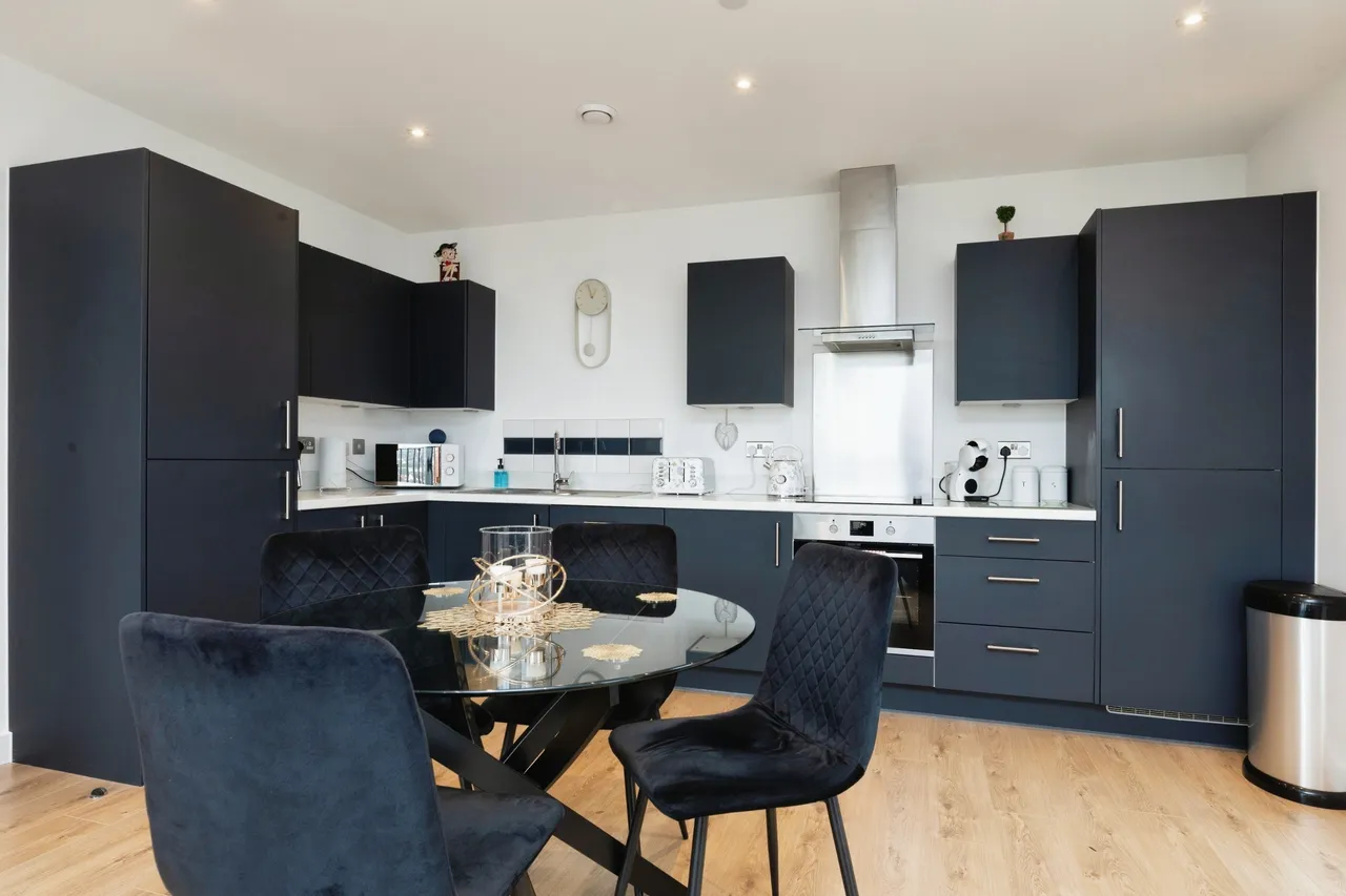 Halewood Way, Rainham, RM13, photo 3