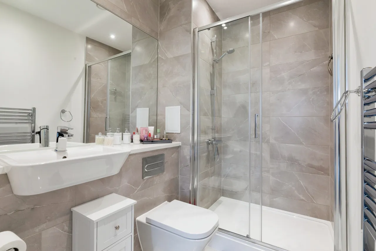 Halewood Way, Rainham, RM13, photo 11