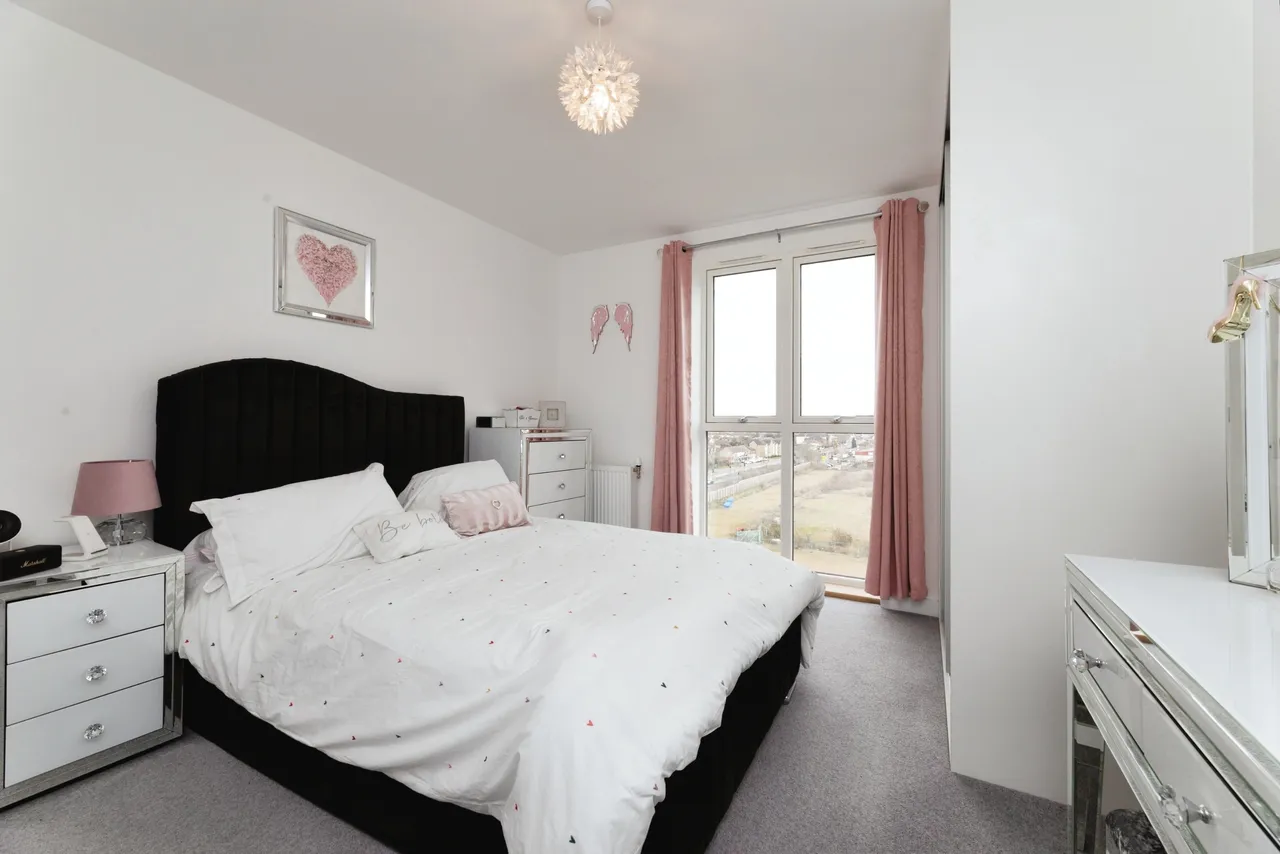 Halewood Way, Rainham, RM13, photo 9