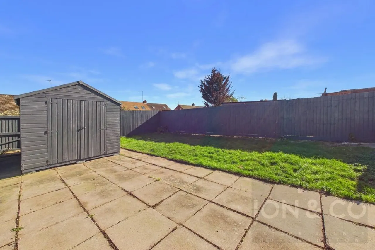 Longmynd Drive, Duston, NN5, photo 15