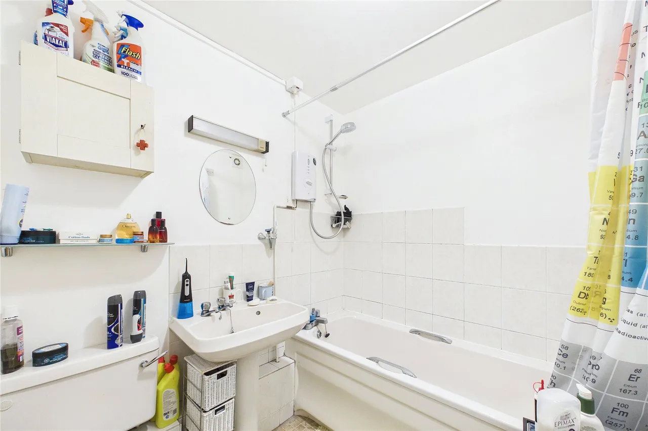 Alexandra Avenue, Camberley, GU15, photo 6
