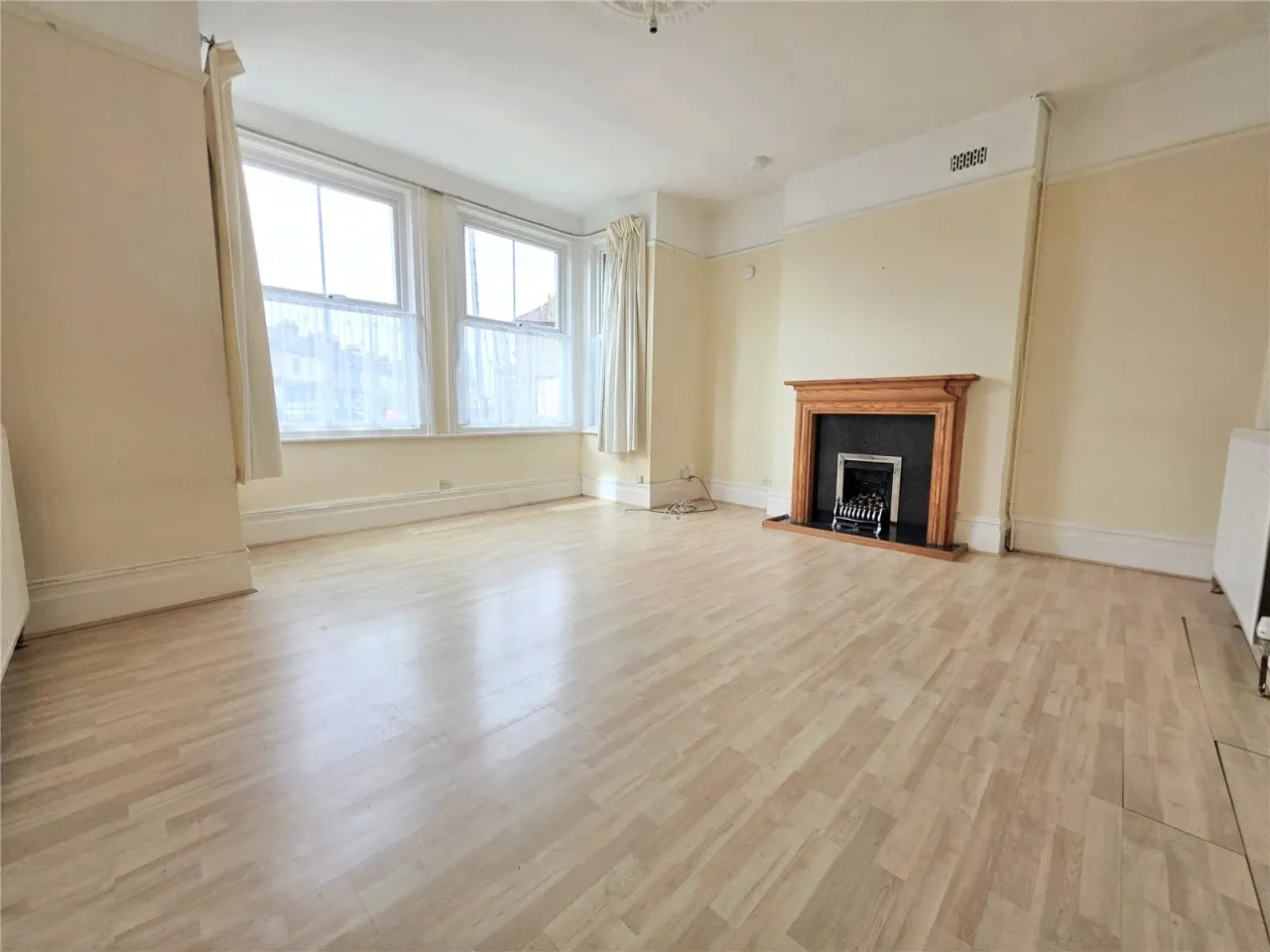 Sparsholt Road, Barking, IG11, photo 2
