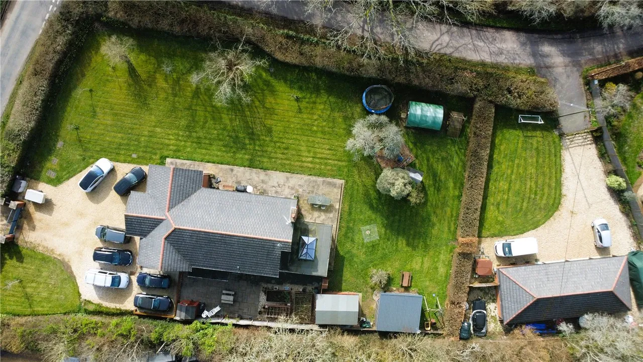 Mill Lane, Sherfield English, Romsey, Hampshire, SO51, photo 4