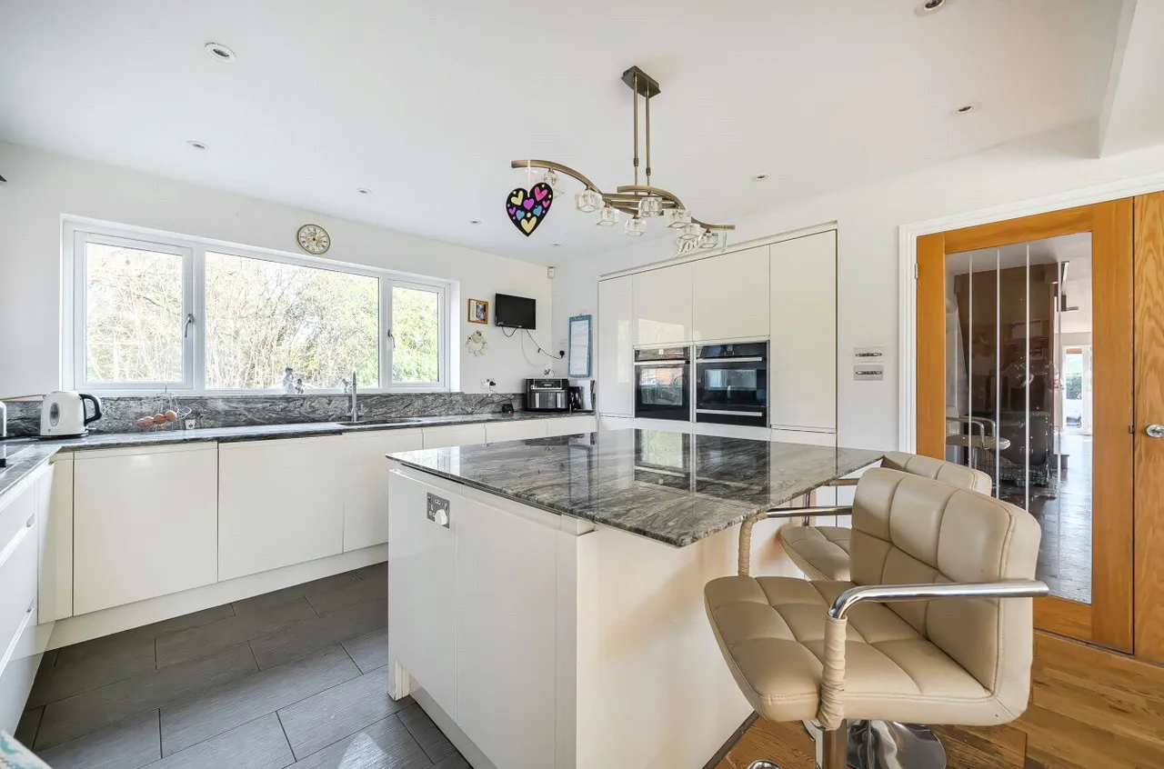 Mill Lane, Sherfield English, Romsey, Hampshire, SO51, photo 12