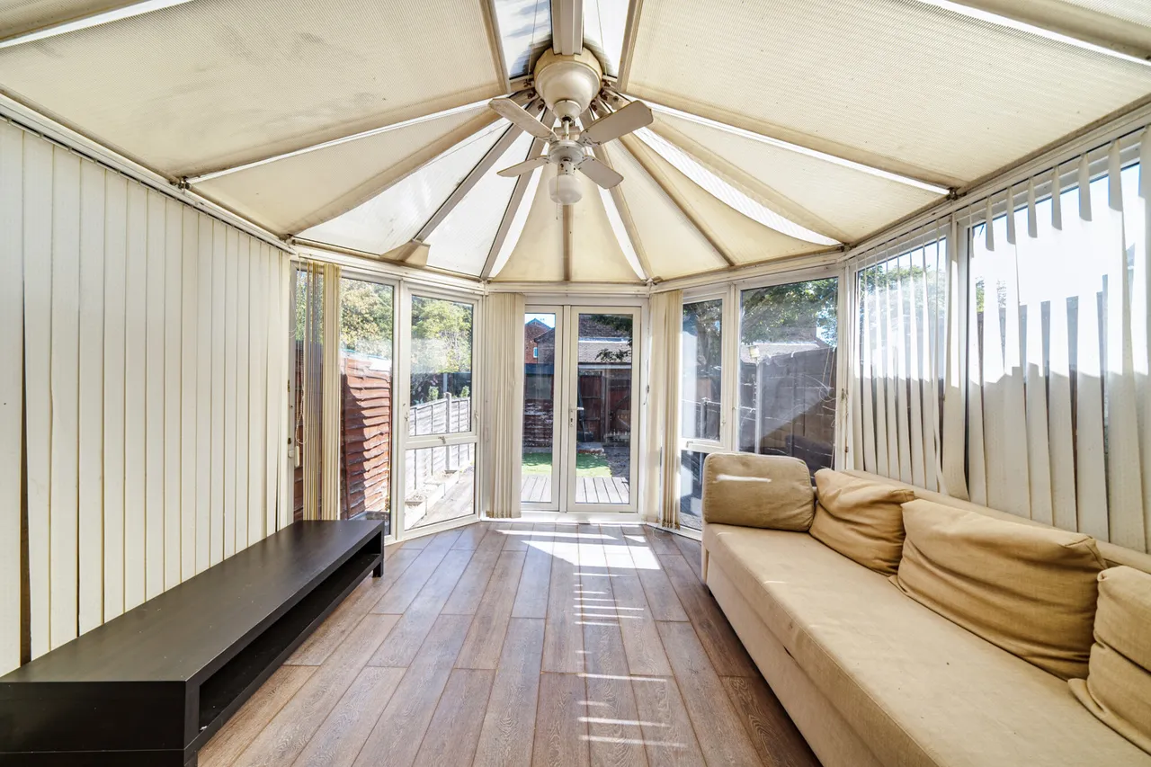 Lees Road, Uxbridge, UB8, photo 4