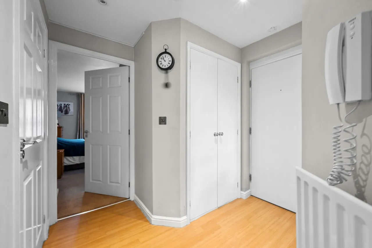 Flat 1, Pembroke Apartments Templeton Drive, Warrington, Fearnhead, WA2 0WW, photo 4